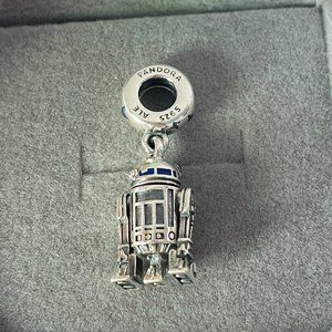 Pandora Star Wars R2-D2 Dangle Charm